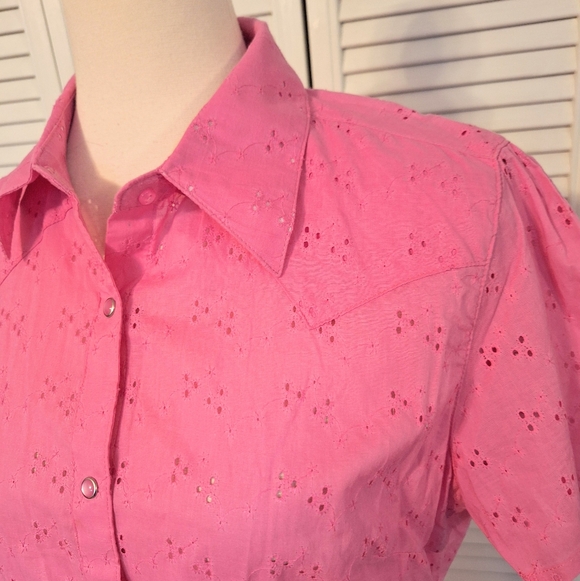Wrangler Western Pink Eyelet Button-Up Women's Top Medium *L - Picture 3 of 5